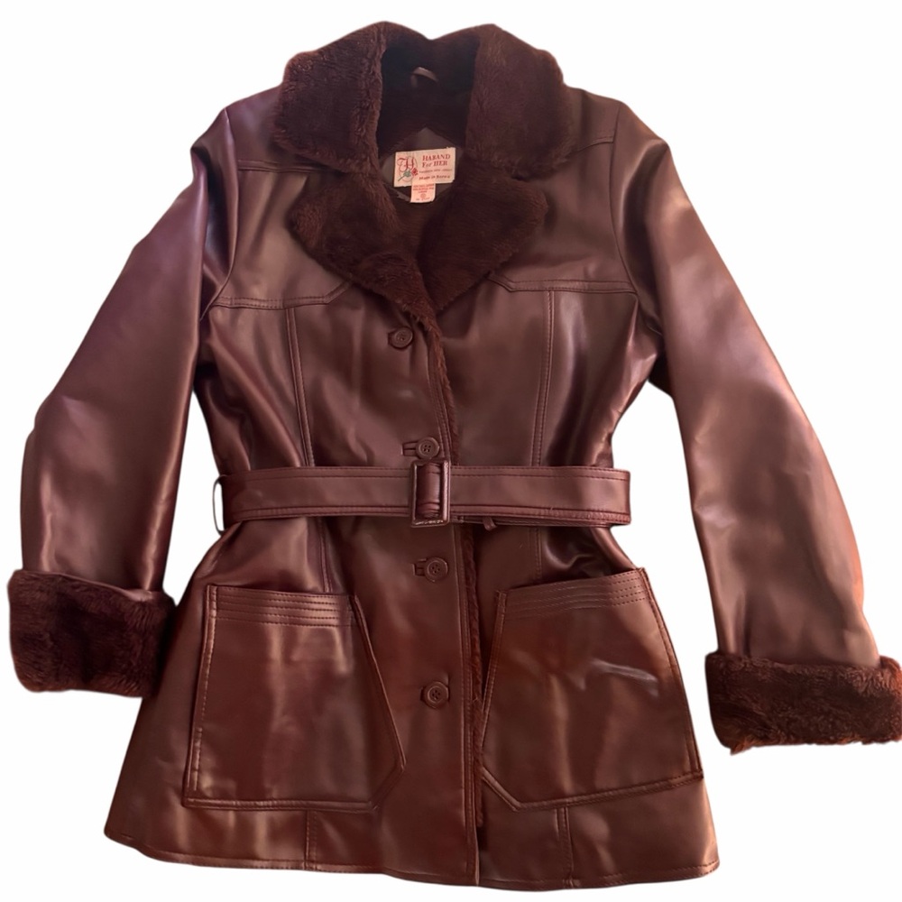 Retro 70s Vinyl Leather Belted Coat w/ Faux Fur Collar Maroon Vintage Women’s